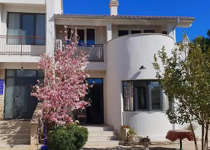 And By The Sea Brodarica, - 21536 Гостевой дом Шибеник