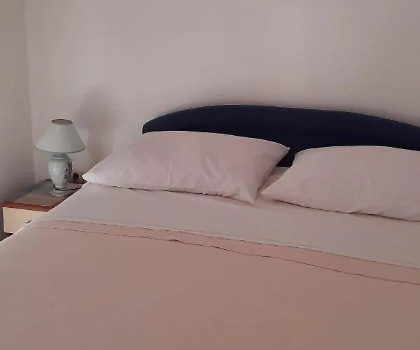 And By The Sea Brodarica, - 21536 Гостевой дом Шибеник