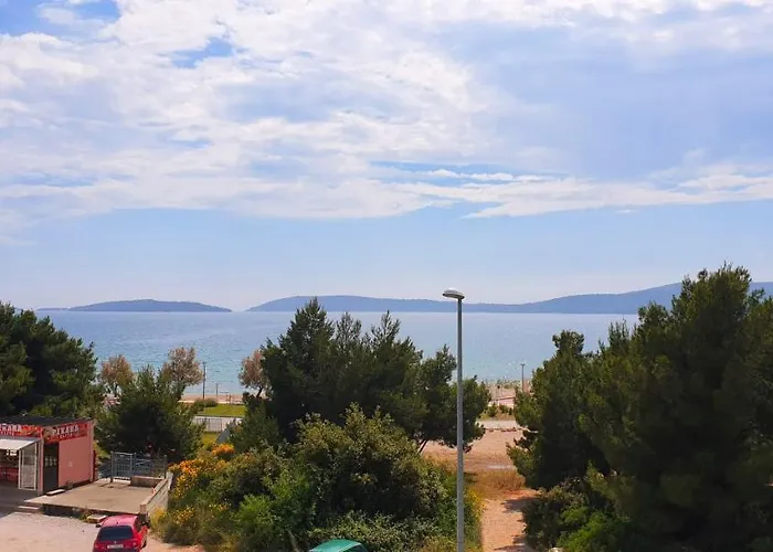 And By The Sea Brodarica, - 21536 3*