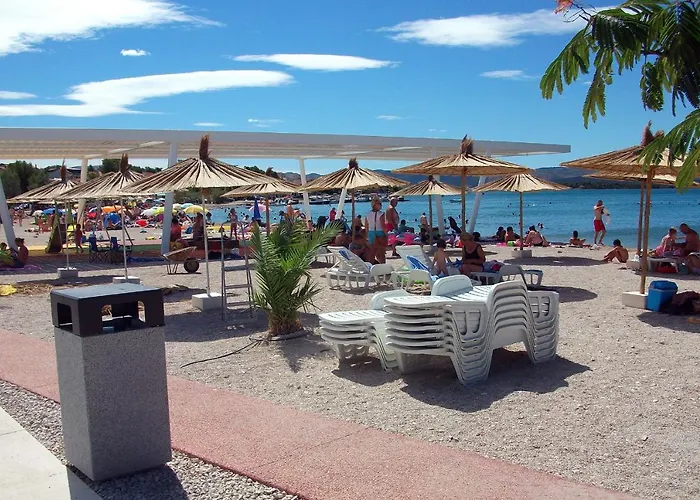 Гостевой дом And By The Sea Brodarica, - 21536 3*