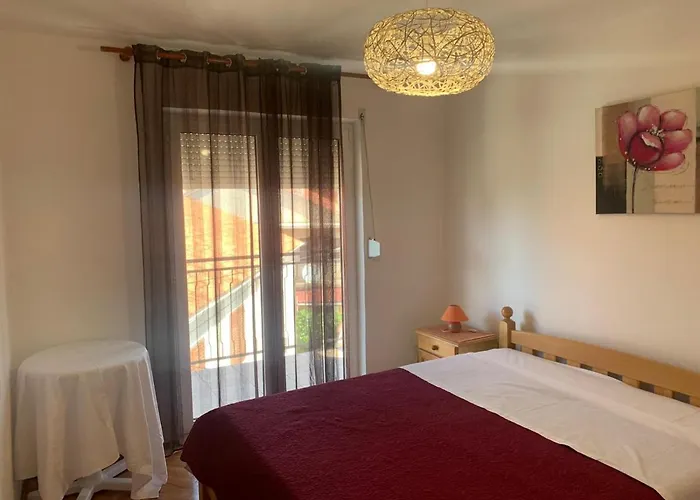 And By The Sea Brodarica, - 21536 Гостевой дом 3*